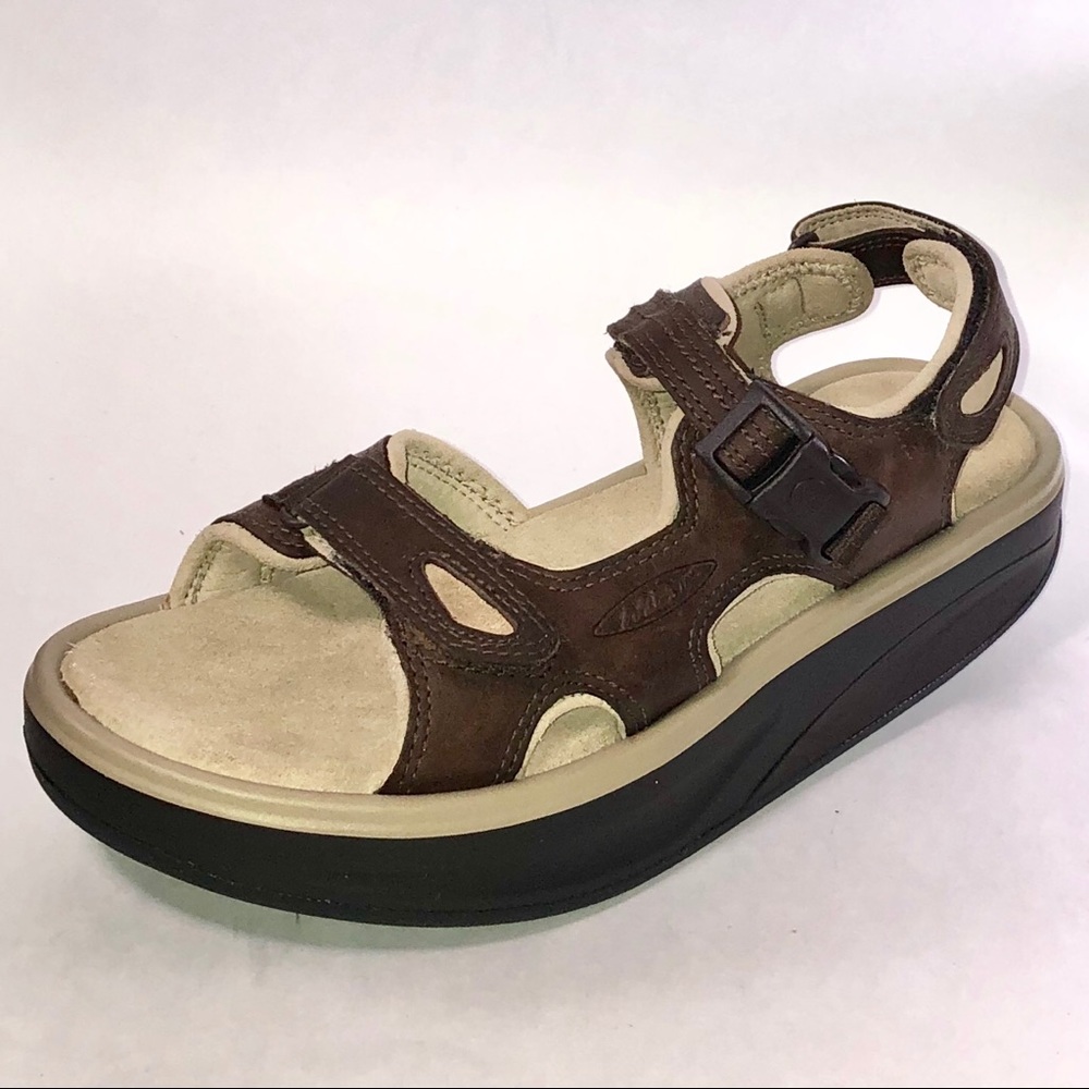 MBT Kisumu Nubuck Sport Sandal Brown Women 9/Men 7